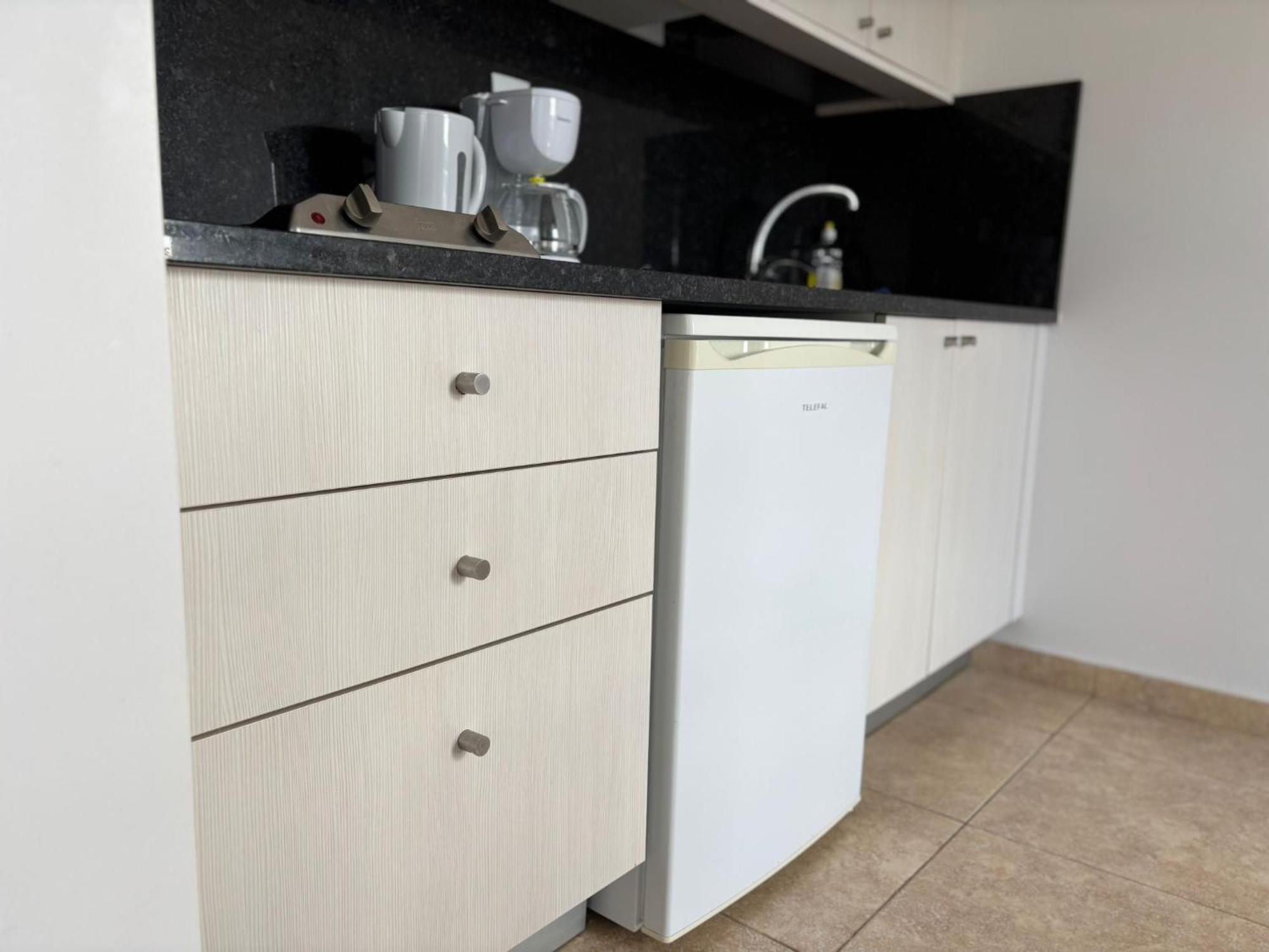 Brisa Mar Apartment Портиман Екстериор снимка